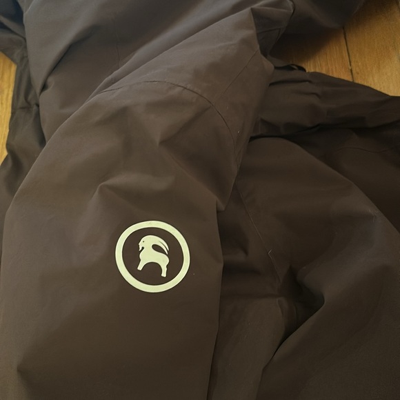 Backcountry sz XS Last Chair Stretch Insulated One-Piece Suit, Cold Brew/Black - Picture 9 of 12